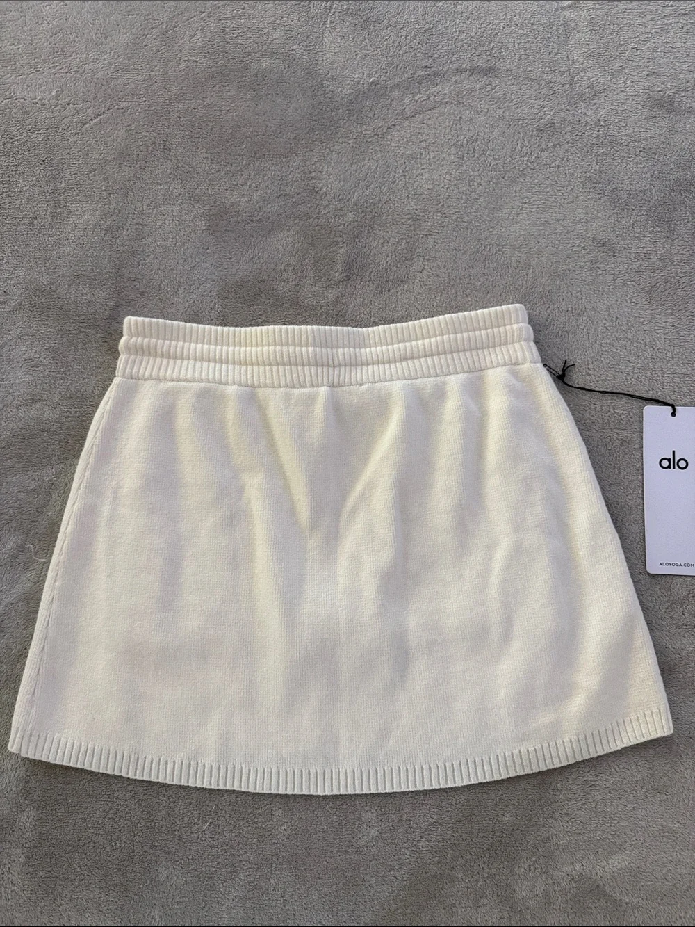 Alo Scholar Knit Cargo Skirt Ivory